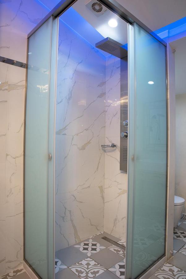 Edward Luxury Suites Ханья Экстерьер фото