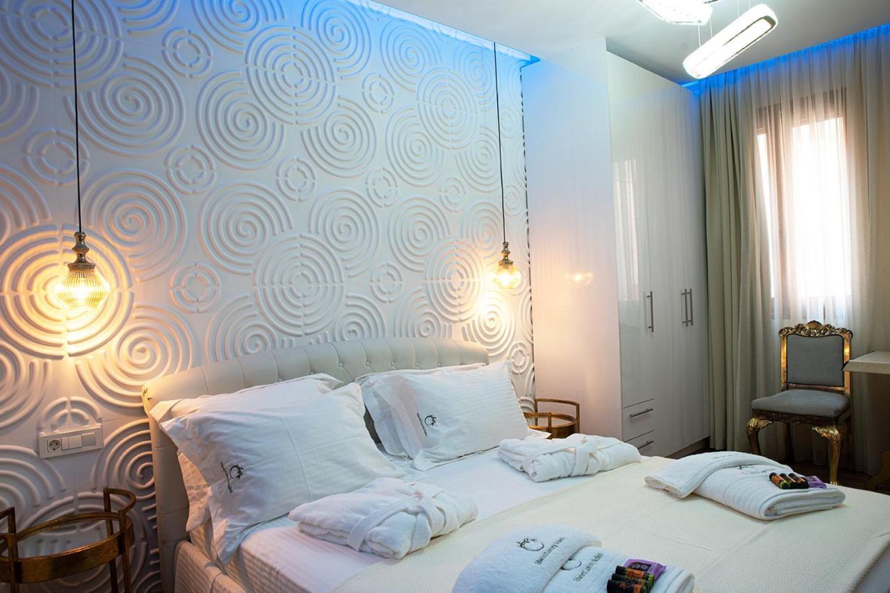 Edward Luxury Suites Ханья Экстерьер фото
