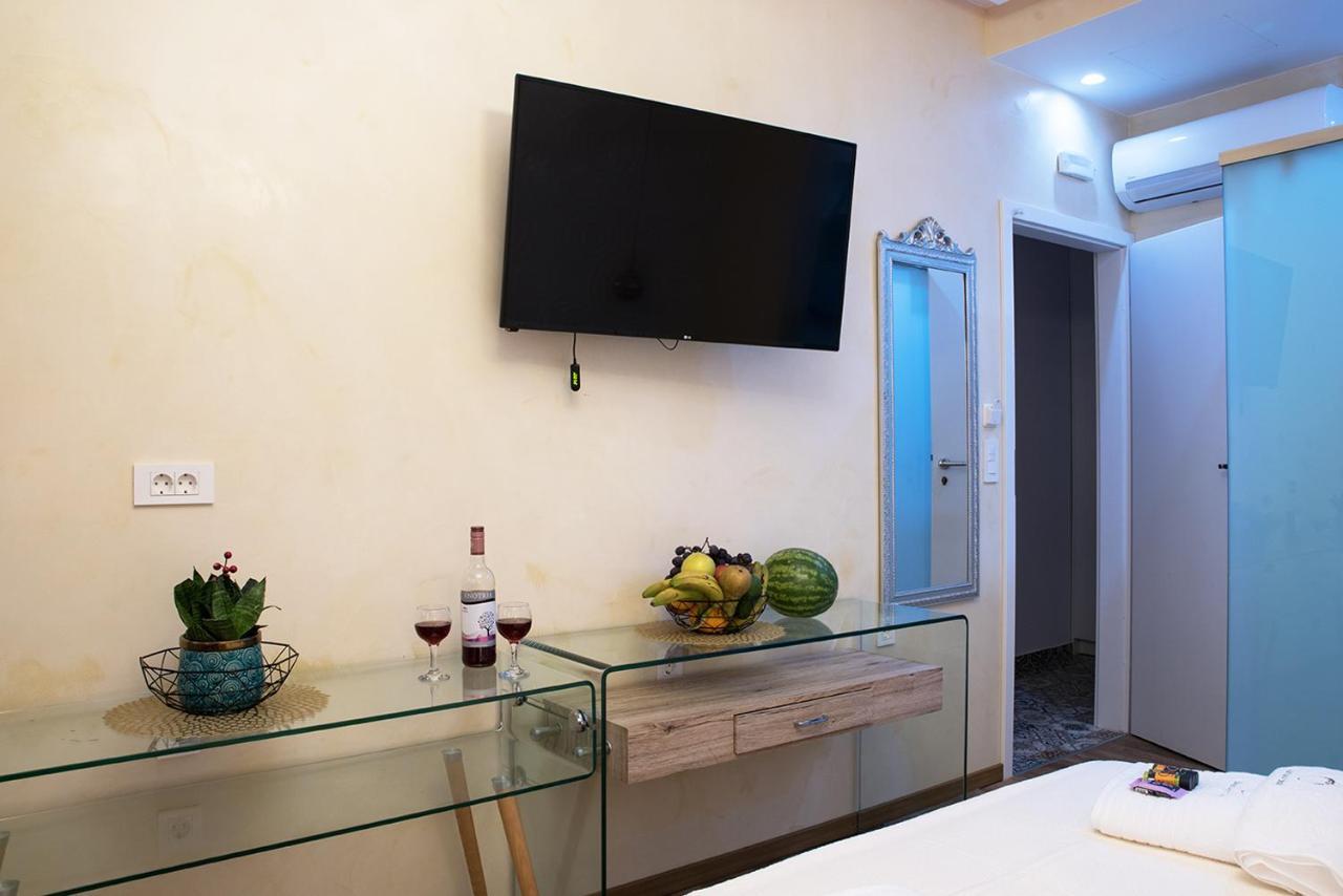 Edward Luxury Suites Ханья Экстерьер фото